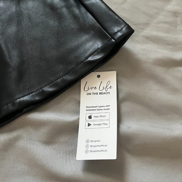 NWT Cupshe Leather Skirt - Picture 2 of 5